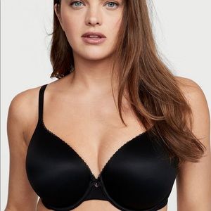 Body by Victoria Secret Lightly-Lined Full-Coverage Lace Racerback Bra 38DDD